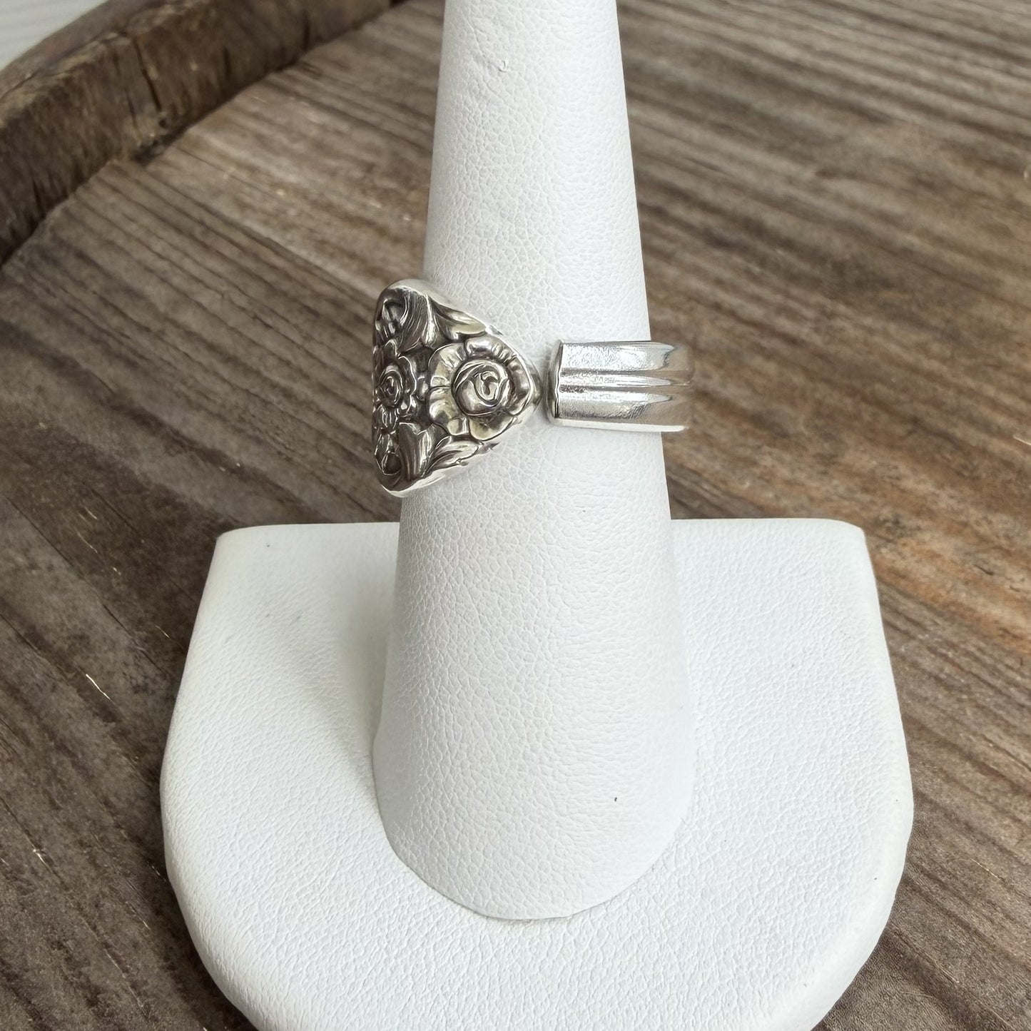 Spoon Ring | Plantation