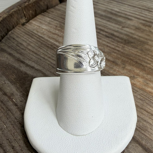 Spoon Ring | Daffodil